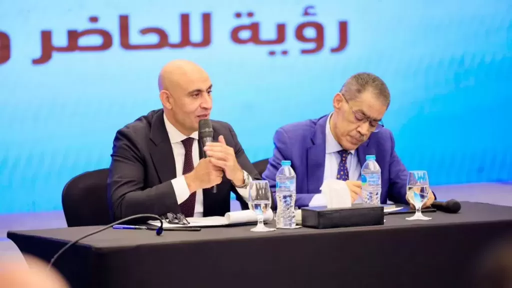 خط أحمر
