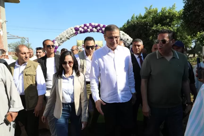 خط أحمر
