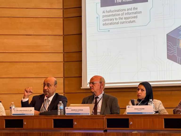 عرض تجربة مصر في تطوير التعليم الفني بـ أسبوع باريس
