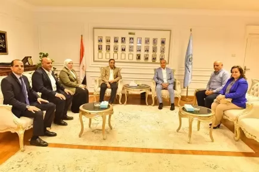 خط أحمر
