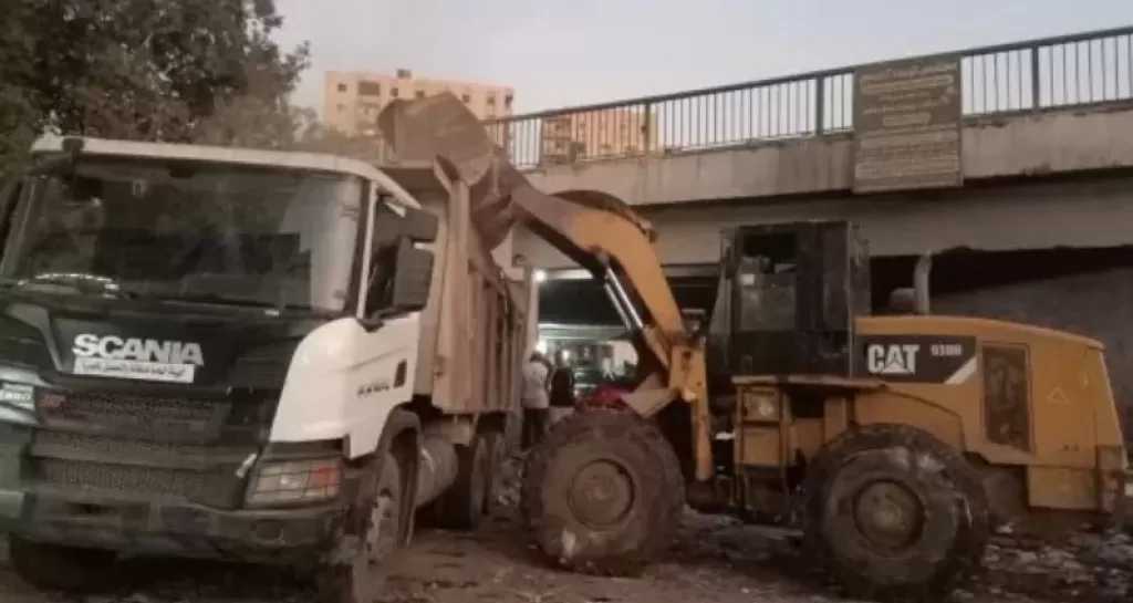 الهيئة العامة للنظافة بالجيزة: رفع 1500 طن رتش من نفق التربيع بالهرم وإعادة فتحه أمام السيارات