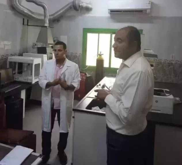 خط أحمر