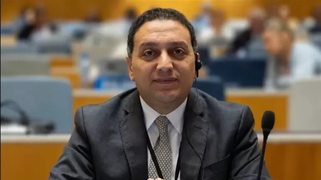 خط أحمر