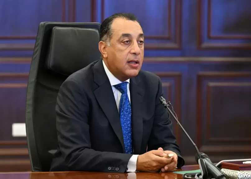رئيس الوزراء يتابع مستهدفات برنامج إعادة هيكلة الشركات القابضة