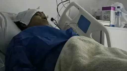 سامح حسين يدخل الرعاية المركزة بأحد المستشفيات.. وزوجته ترافقه