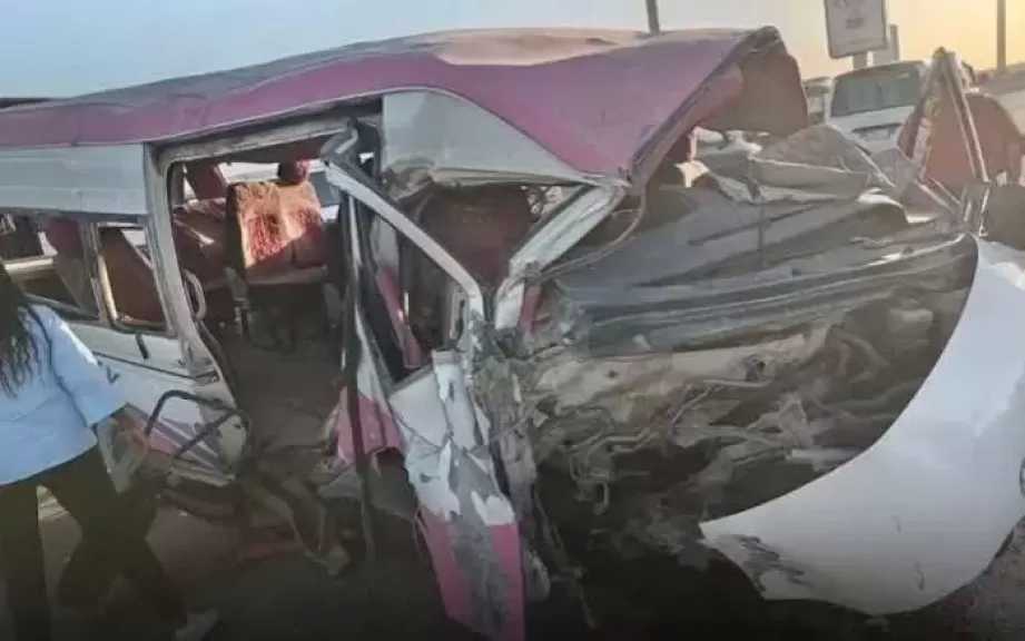 إصابة عدد من الطلاب إثر انقلاب أتوبيس مدرسة بطريق السويس بالقاهرة