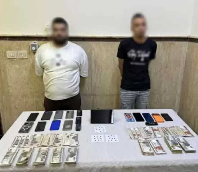اعترف بارتكاب 27 واقعة.. ضبط متهمين بالاستيلاء على أموال المواطنين عبر تطبيقات التقسيط الإلكترونى