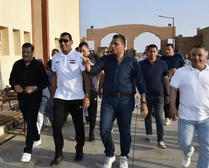 خط أحمر