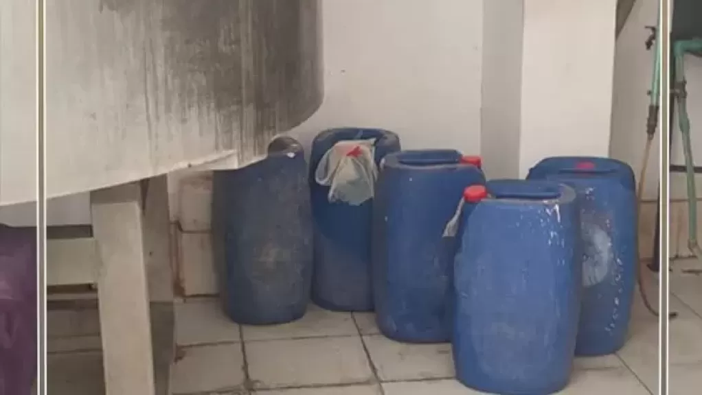 خط أحمر