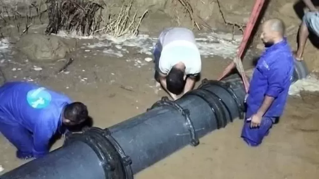 خط أحمر