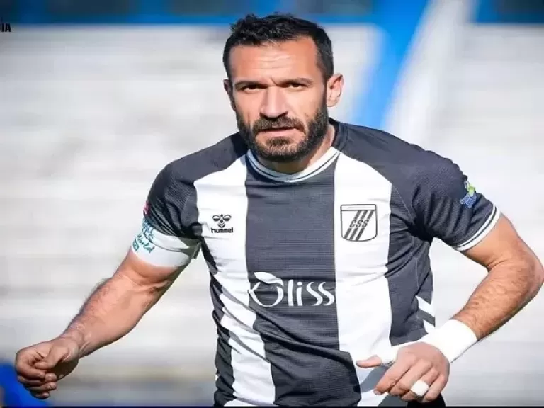 خط أحمر
