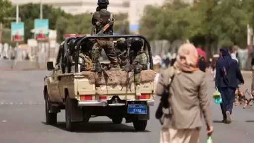 اللواء محمد عبدالمنعم: القوات اليمنية تستعيد مواقع استراتيجية وتقطع خطوط إمداد الحوثيين