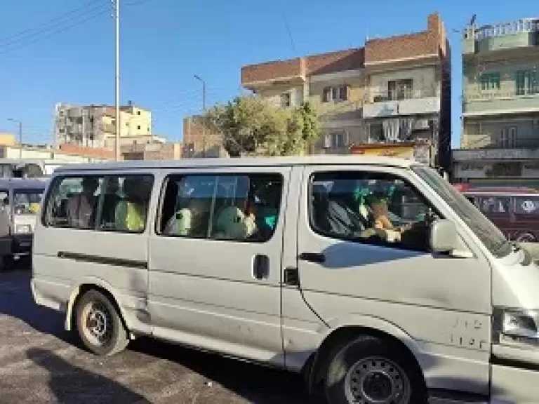محافظة الإسماعيلية تطلق مبادرة لتوفير مواصلات آمنة ومخفضة لطلاب جامعة قناة السويس