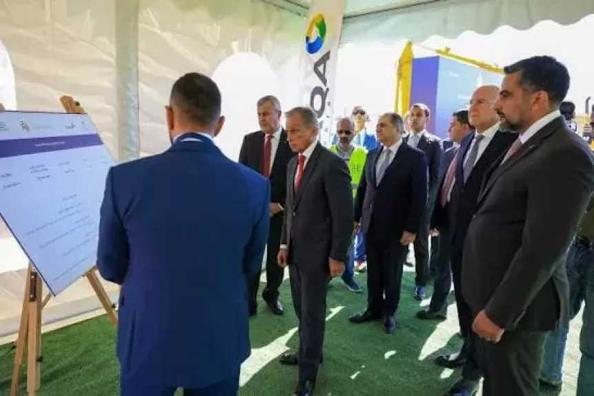 رئيس الوزراء الأردني يضع حجر الأساس لمشروع الغاز إلى الروضة