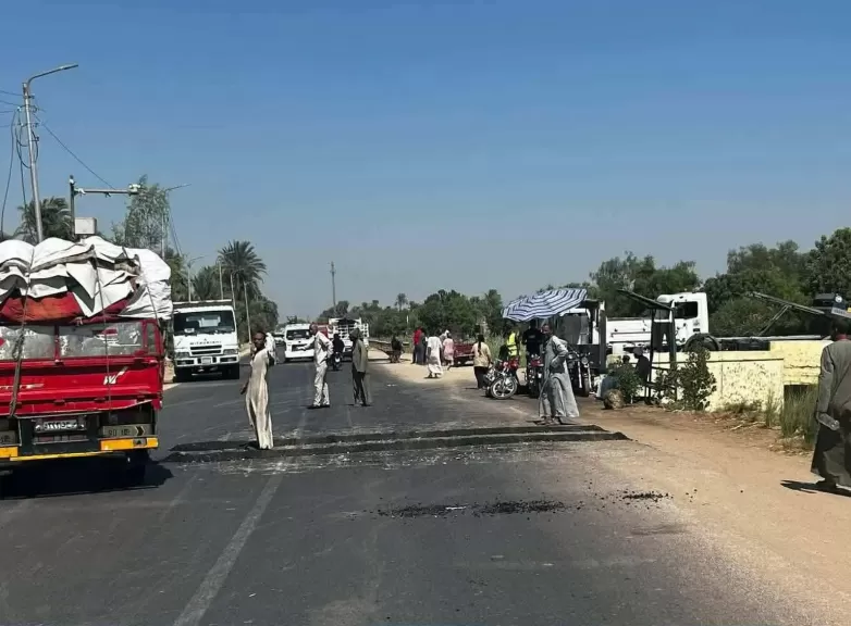 خط أحمر