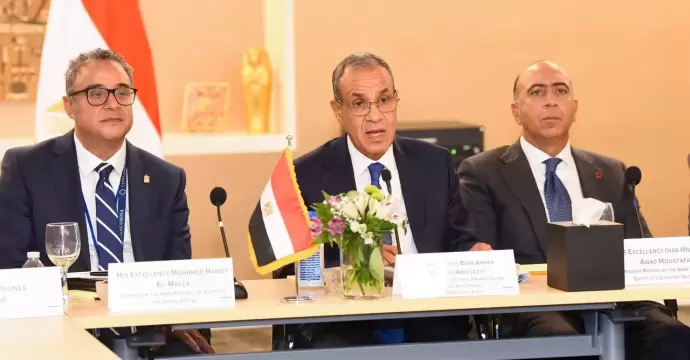 وزير الخارجية يدعو مجتمع الأعمال والشركات الأمريكية إلى توسيع استثماراتها في السوق المصرية
