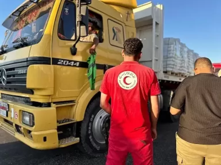 خط أحمر