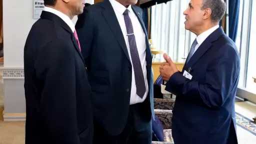 وزير الخارجية يلتقي رئيس جمهورية سيشل ووزير خارجية جمهورية سيشل