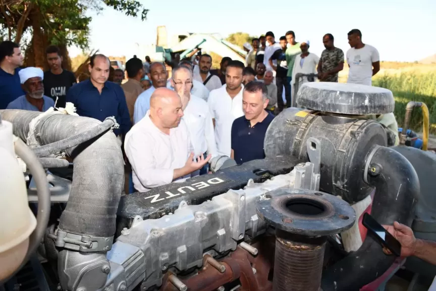 خط أحمر