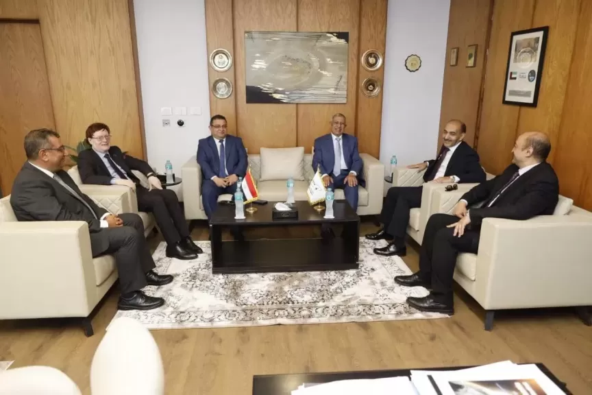 خط أحمر