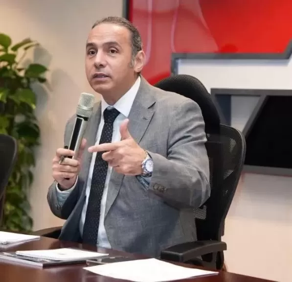 خط أحمر
