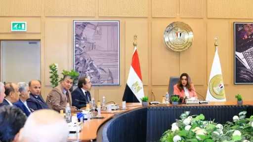 وزيرة التنمية المحلية والبيئة تعقد حوارا مجتمعيا لمتابعة تنفيذ قرار تنظيم أعمال الصيد وحماية الطيور المهاجرة