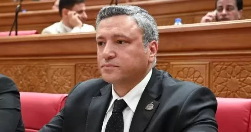 خط أحمر