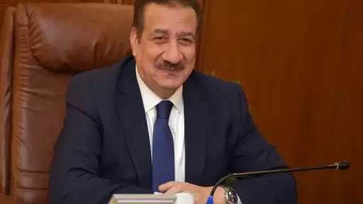محافظ بورسعيد يُضيء «أرض العزب» و«الوفاء» بـ 200 كشاف جديد