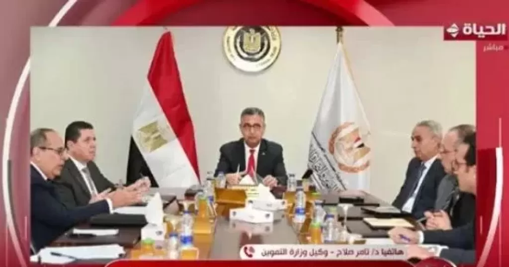 خط أحمر