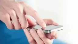 7 علامات تقولك إن بطارية هاتفك أصبحت خطرة.. لا تتجاهلها
