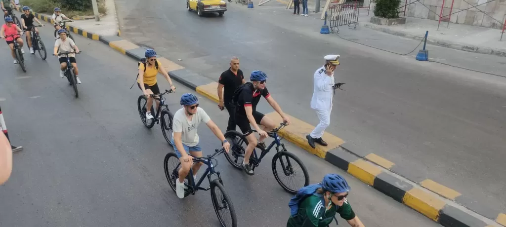 خط أحمر