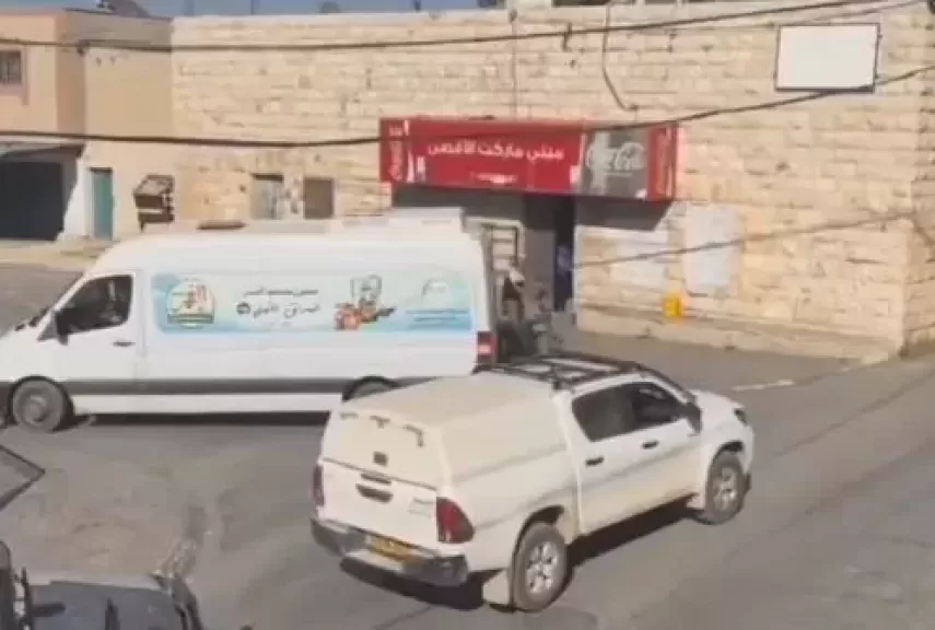 خط أحمر
