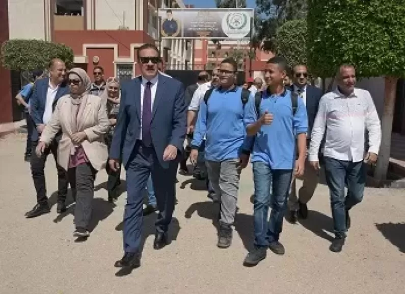 خط أحمر