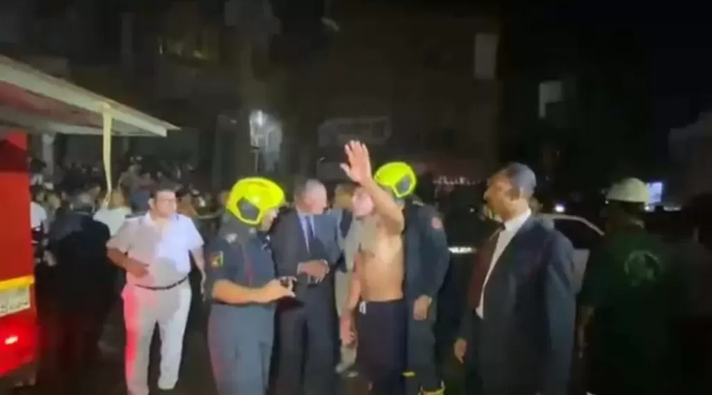 خط أحمر