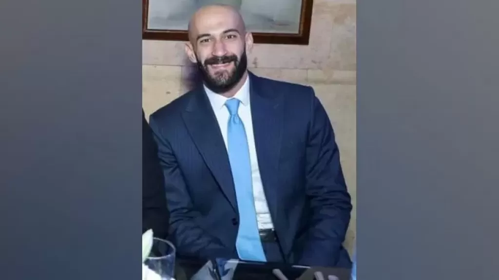 خط أحمر