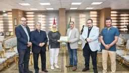 تكريم الدكتورة هبة الضريبي لجهودها في الارتقاء بالخدمات الصحية بمستشفى ههيا المركزي بالشرقية