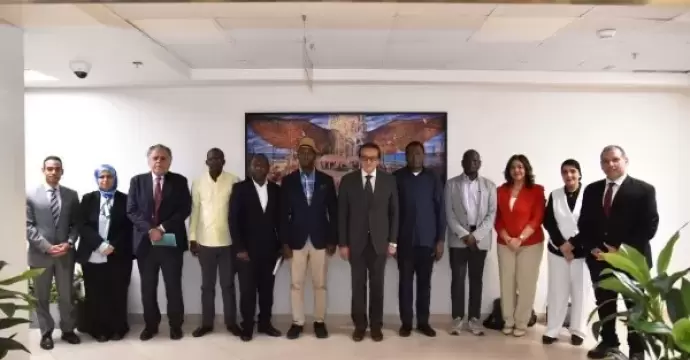 وزير الصحة يستقبل نظيره الأوغندي لبحث تعزيز التعاون الصحي بين البلدين