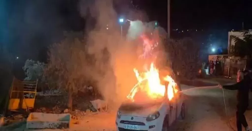 خط أحمر