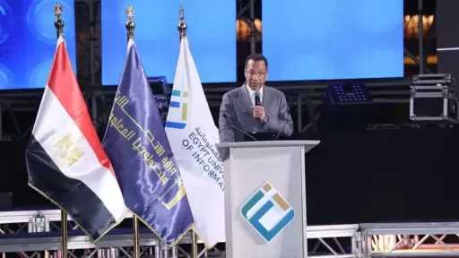 وزير الاتصالات: بناء القدرات الرقمية في مقدمة أولويات الوزارة.. نحرص على تدريب الشباب في تخصصات متنوعة
