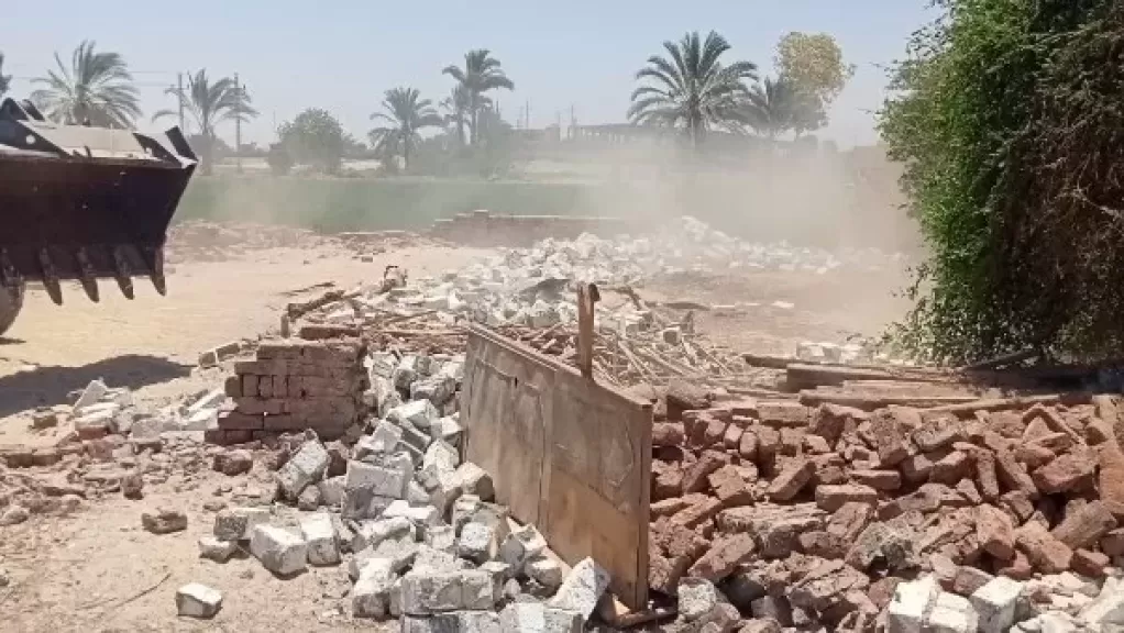 خط أحمر