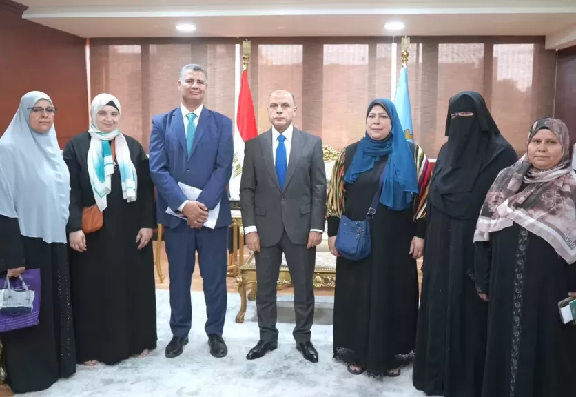 خط أحمر
