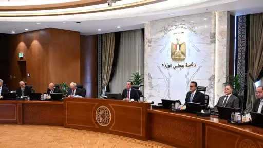 تفاصيل الاجتماعي الأسبوعي للحكومة.. 9 قرارات بينها وقف العمل عن بُعد