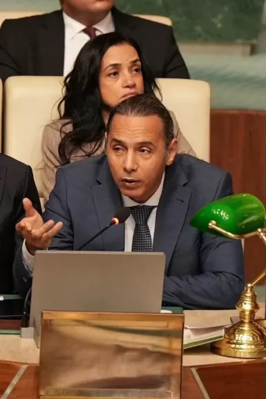 خط أحمر