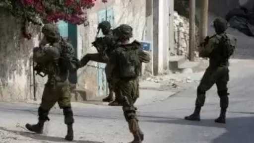 جيش الاحتلال الإسرائيلي يعلن مقتل قيادي في الجناح العسكري لحماس بغارة على غزة