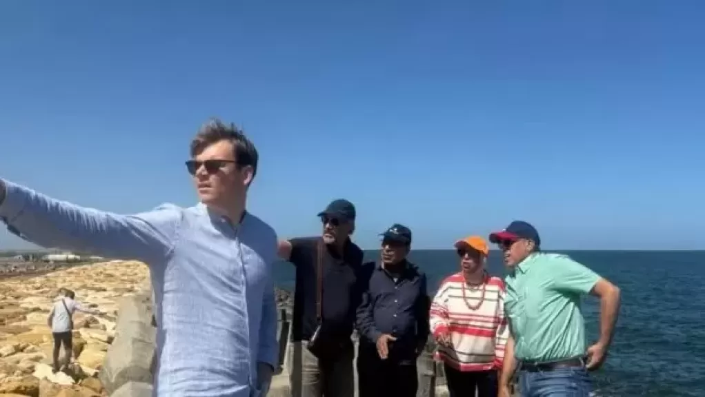 خط أحمر
