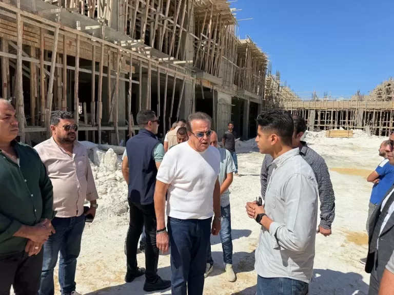 خط أحمر