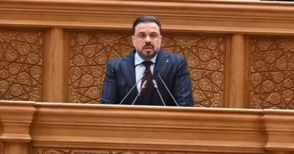 خط أحمر