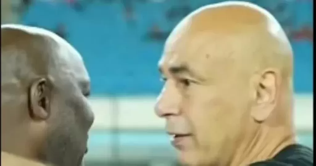 خط أحمر