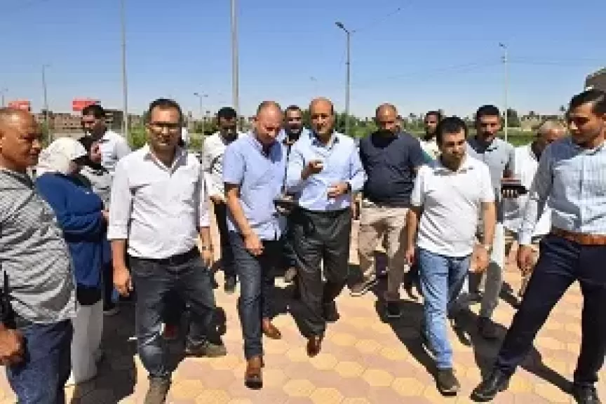 خط أحمر