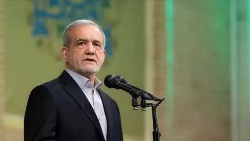 إيران: بزشكيان يقبل استقالة وزير النفط ويعين مشرفا عليها